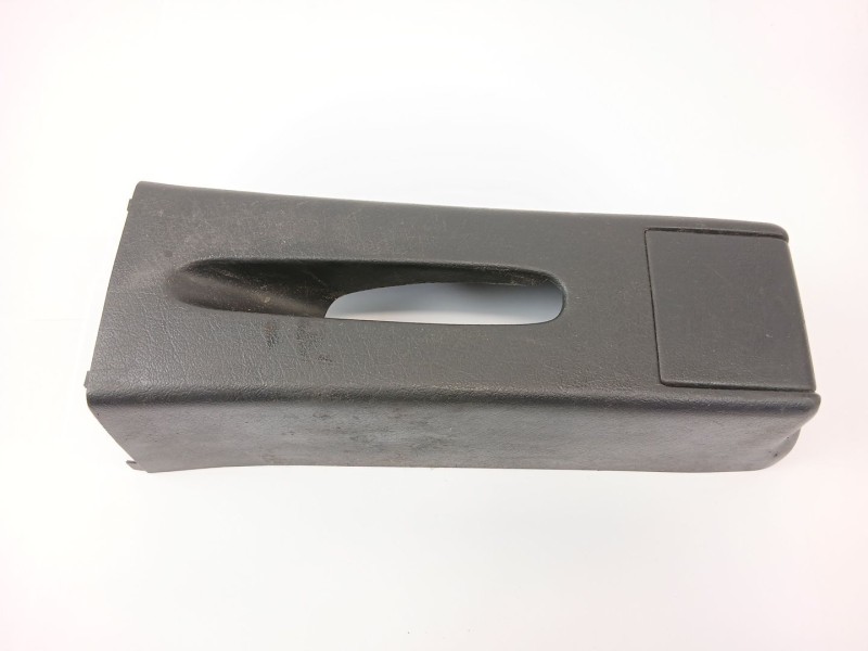 Recambio de moldura para volkswagen golf iii cabriolet (1e7) 2.0 referencia OEM IAM 1H0863319  
