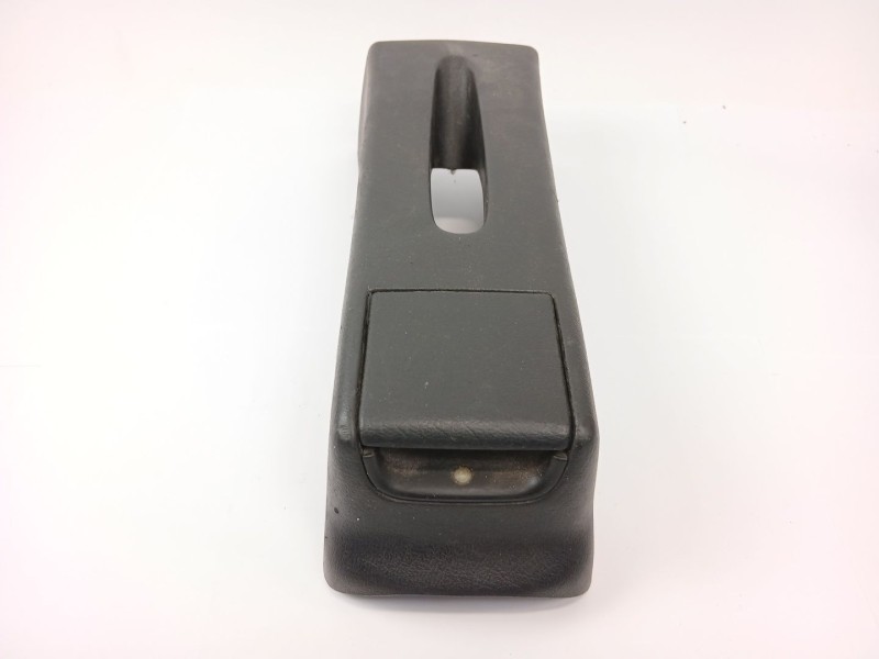 Recambio de moldura para volkswagen golf iii cabriolet (1e7) 2.0 referencia OEM IAM 1H0863319  