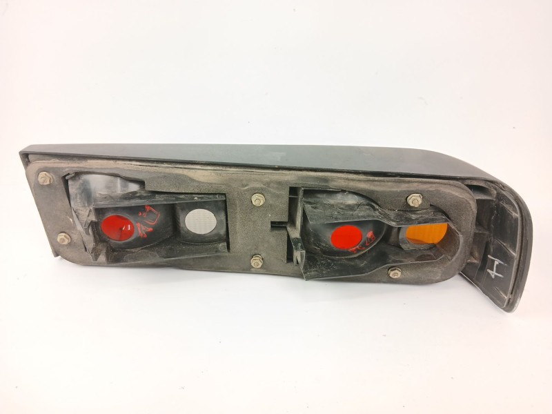 Recambio de piloto trasero izquierdo para ford sierra ii (gbg, gb4) 2.0 i referencia OEM IAM 90BG13A603  