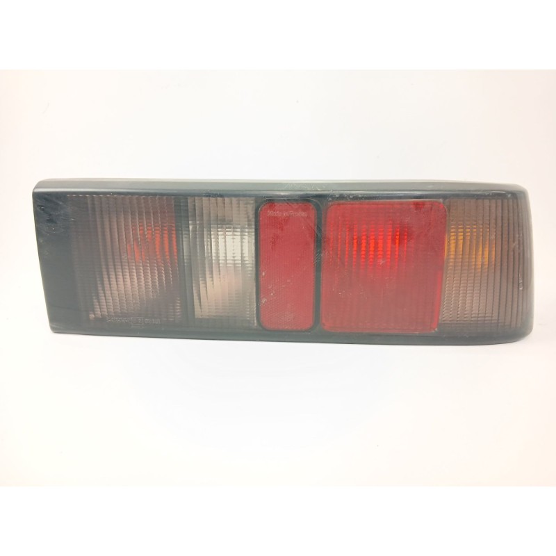 Recambio de piloto trasero derecho para ford sierra ii (gbg, gb4) 2.0 i referencia OEM IAM 90BG13A602  