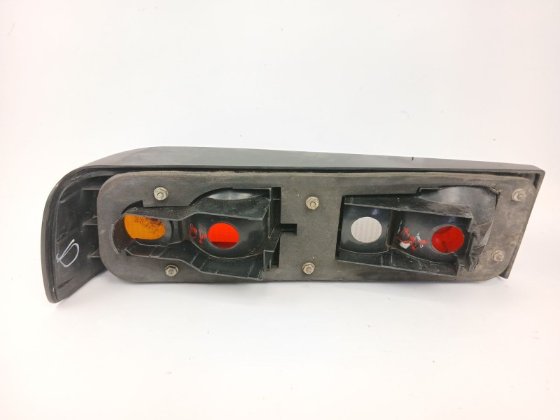 Recambio de piloto trasero derecho para ford sierra ii (gbg, gb4) 2.0 i referencia OEM IAM 90BG13A602  