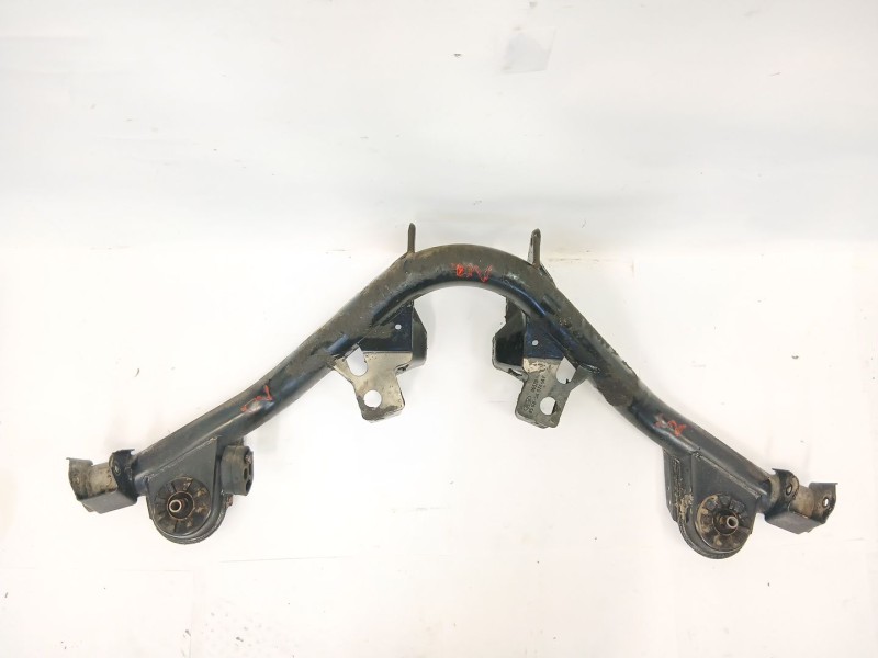 Recambio de cuna trasera para ford sierra ii (gbg, gb4) 2.0 i referencia OEM IAM   