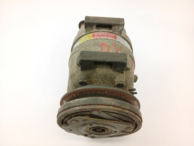 Recambio de compresor aire acondicionado para daewoo aranos 2.0 referencia OEM IAM 5110549  