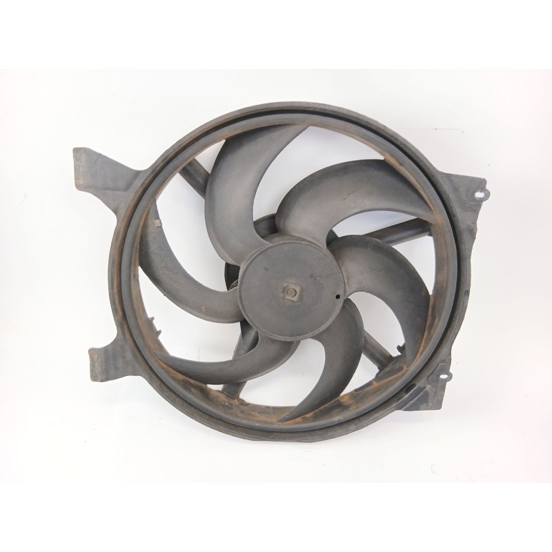 Recambio de electroventilador para renault clio i (b/c57_, 5/357_) 1.9 d referencia OEM IAM 7700804295  