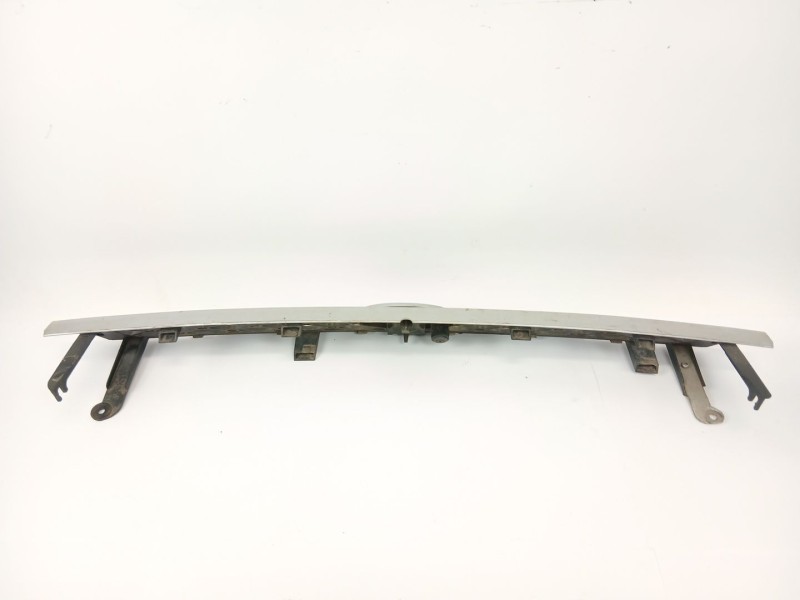 Recambio de rejilla delantera para ford focus i (daw, dbw) 1.8 tdci referencia OEM IAM 2M518200  