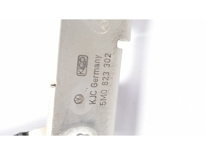 Recambio de bisagra para volkswagen golf plus (521) advance referencia OEM IAM 5M0823302  