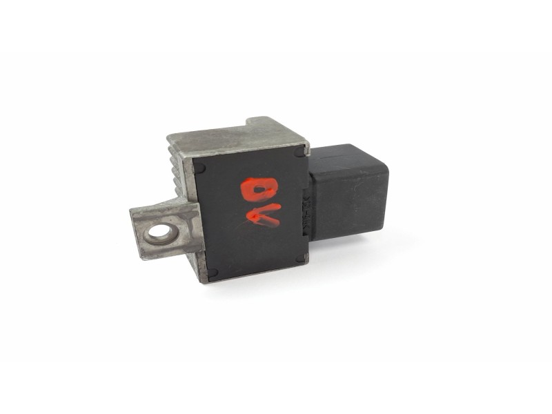 Recambio de caja precalentamiento para nissan primera berlina (p12) hatchback 1.9 dci referencia OEM IAM 7700115076  