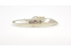 Recambio de piloto lateral izquierdo para bmw serie 1 berlina (e81/e87) 120d referencia OEM IAM 932997 6313693299709 