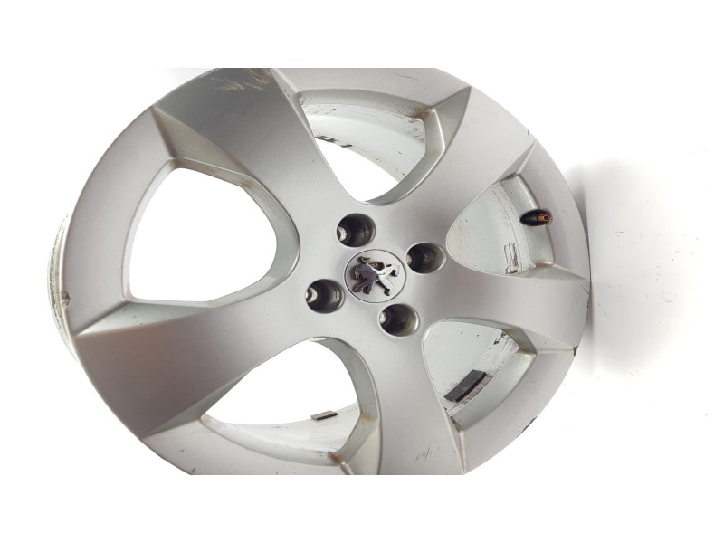Recambio de llanta para peugeot 3008 1.6 hdi fap referencia OEM IAM 9673738877  