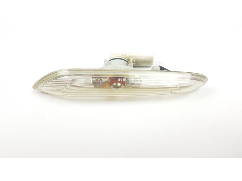Recambio de piloto lateral derecho para bmw serie 1 berlina (e81/e87) 120d referencia OEM IAM 932998 6313693299709 
