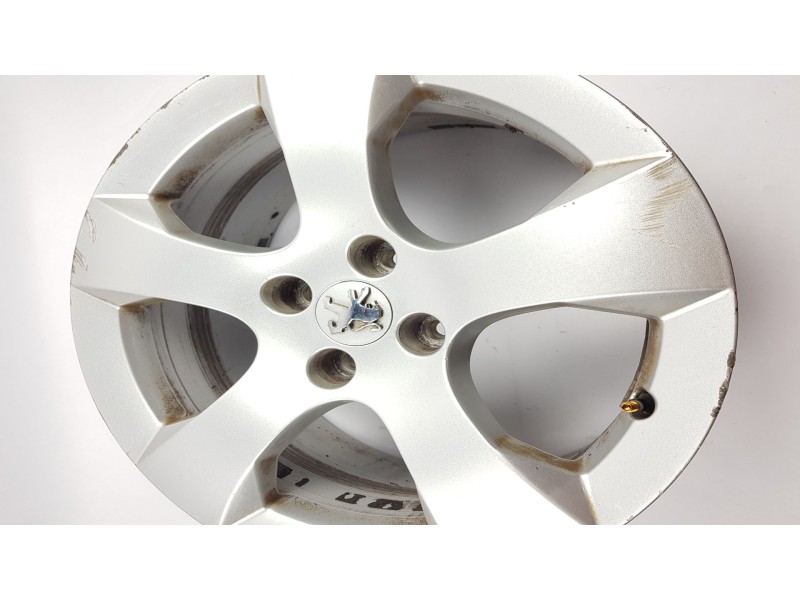 Recambio de llanta para peugeot 3008 1.6 hdi fap referencia OEM IAM 9673738877  
