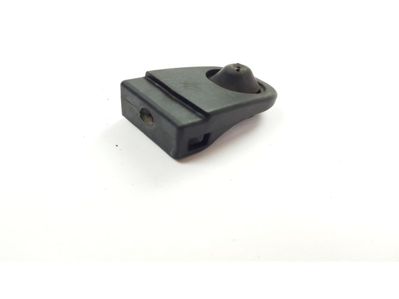 Recambio de moldura para peugeot 3008 1.6 hdi fap referencia OEM IAM 9628677880  