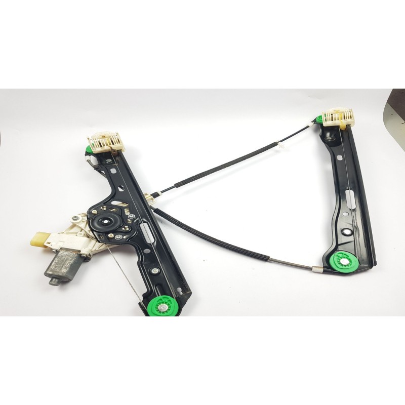 Recambio de elevalunas delantero izquierdo para bmw serie 1 berlina (e81/e87) 120d referencia OEM IAM 67626927027 51337138465 70