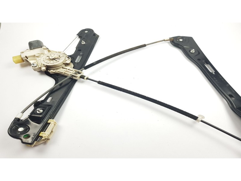Recambio de elevalunas delantero izquierdo para bmw serie 1 berlina (e81/e87) 120d referencia OEM IAM 67626927027 51337138465 70