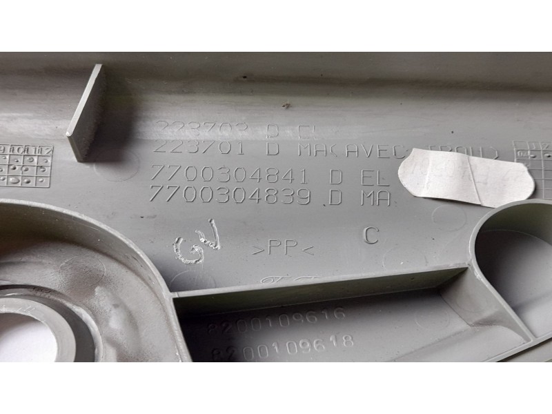 Recambio de moldura para honda cr-v (rd8) 2.2 ctdi referencia OEM IAM 223701D 7700304839 
