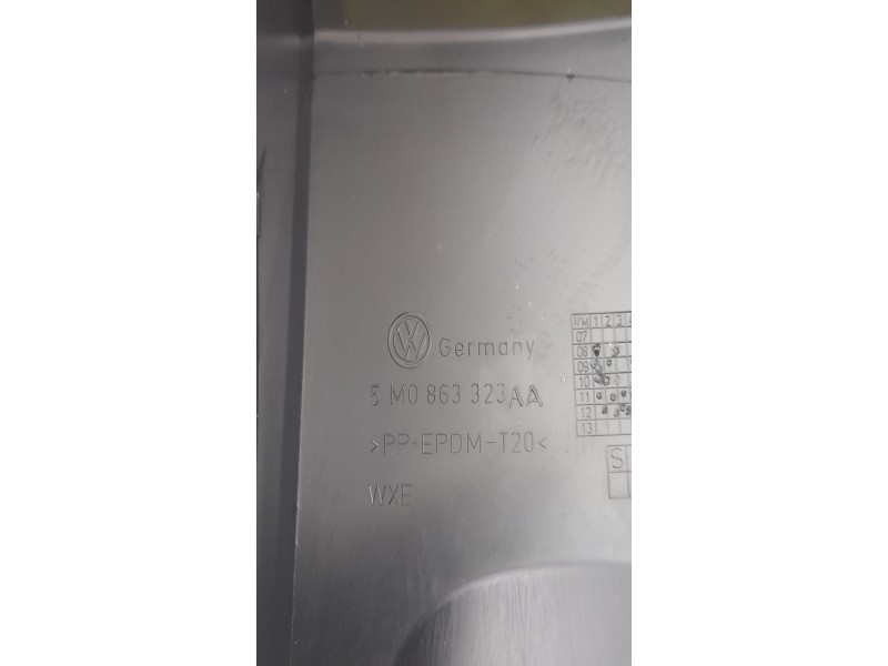 Recambio de consola central para volkswagen golf plus (521) advance referencia OEM IAM 5M0863323 5M0863323AA 