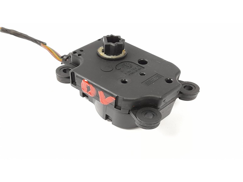 Recambio de motor apertura trampillas climatizador para ford focus lim. (cb8) trend referencia OEM IAM 3M5H19E616AB  