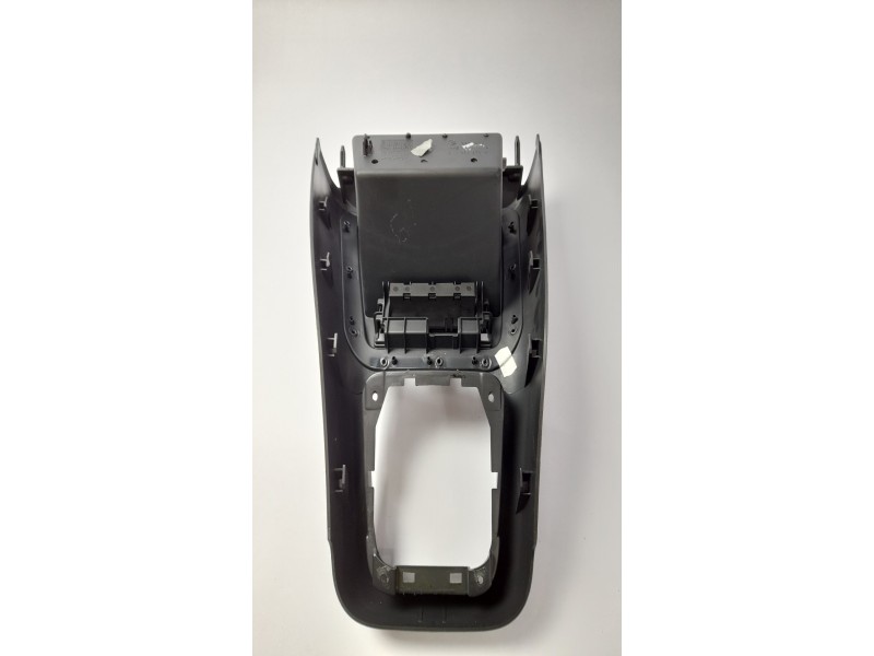 Recambio de consola central para volkswagen golf plus (521) advance referencia OEM IAM 5M1863487  