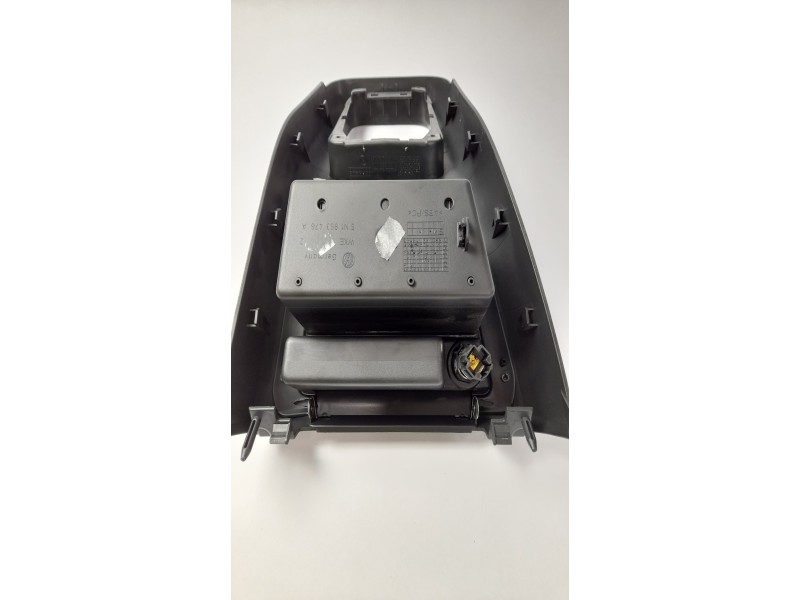 Recambio de consola central para volkswagen golf plus (521) advance referencia OEM IAM 5M1863487  