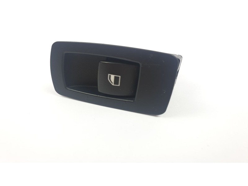 Recambio de mando elevalunas trasero derecho para bmw serie 1 berlina (e81/e87) 120d referencia OEM IAM 6945874  