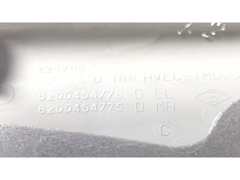 Recambio de moldura para nissan kubistar (x76) 1.5 dci referencia OEM IAM 8200454778 226708 