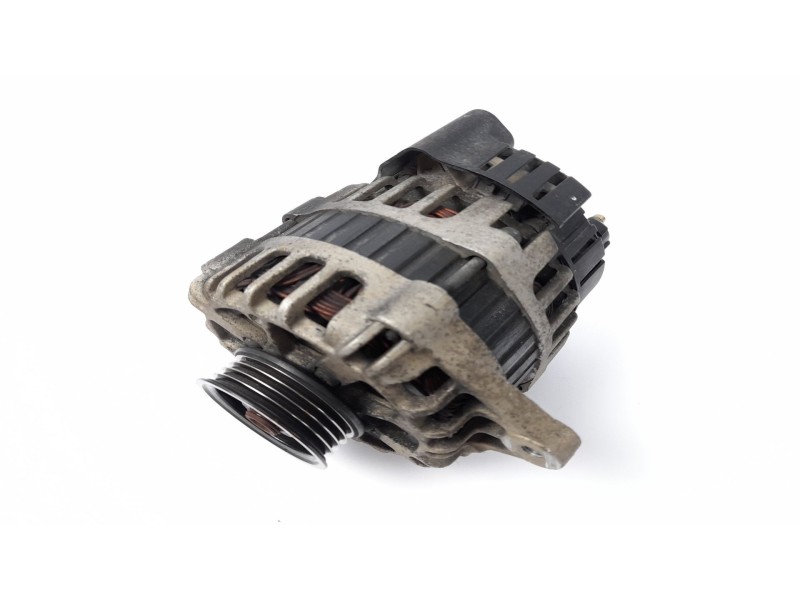 Recambio de alternador para kia picanto 1.0 referencia OEM IAM 3730002551  