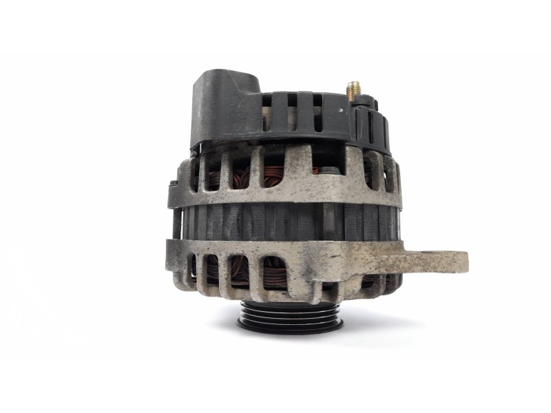 Recambio de alternador para kia picanto 1.0 referencia OEM IAM 3730002551  