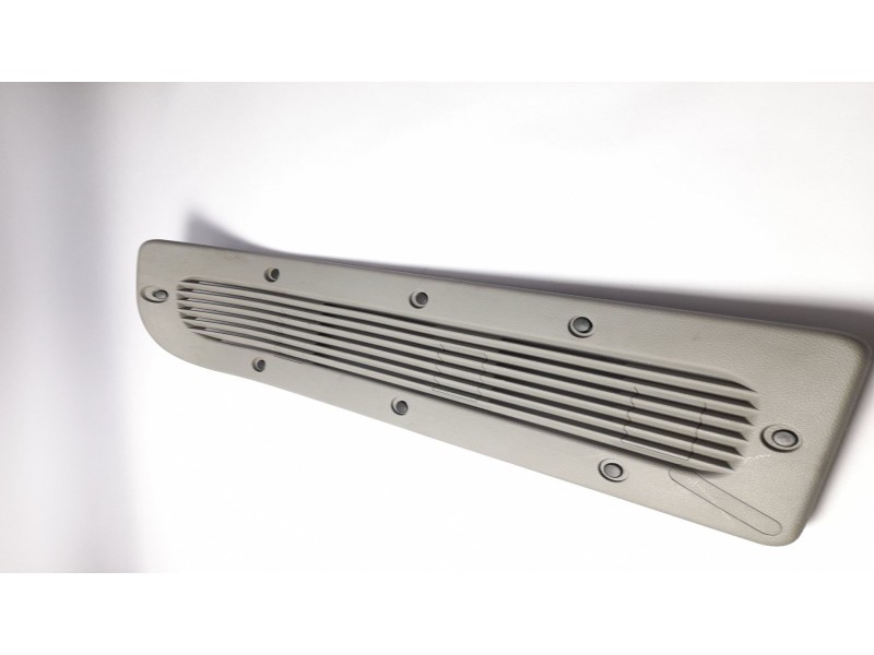 Recambio de moldura para nissan kubistar (x76) 1.5 dci referencia OEM IAM 7700304770  