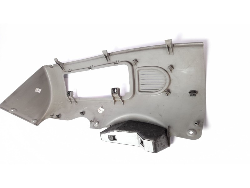 Recambio de moldura para nissan kubistar (x76) 1.5 dci referencia OEM IAM 8200091740  