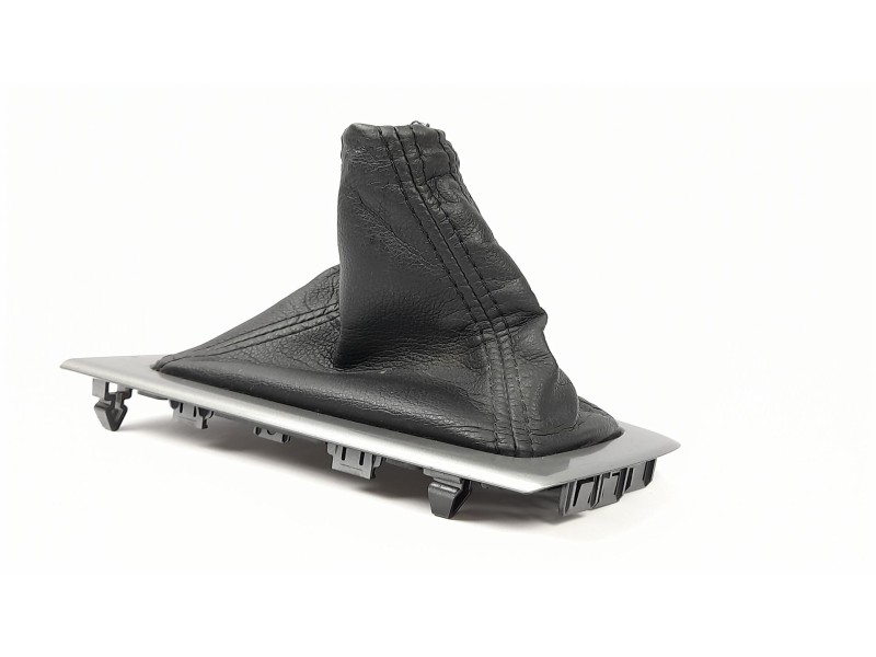 Recambio de guarnecidos palanca cambio para ford focus lim. (cb8) trend referencia OEM IAM BM51A045B79  