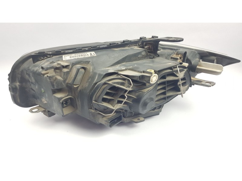 Recambio de faro derecho para bmw serie 1 berlina (e81/e87) 120d referencia OEM IAM 6924486 63126924486 