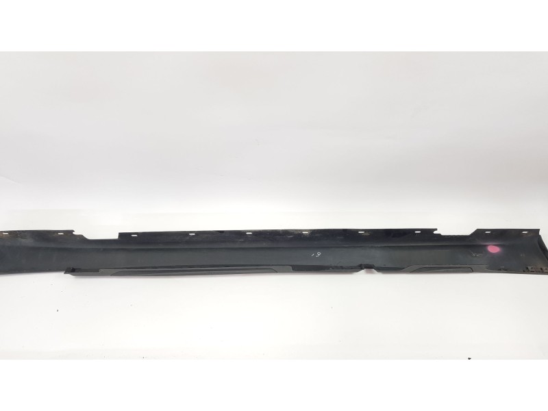 Recambio de faldon lateral para bmw serie 1 berlina (e81/e87) 120d referencia OEM IAM 51717147401  