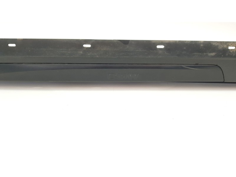 Recambio de faldon lateral para bmw serie 1 berlina (e81/e87) 120d referencia OEM IAM 51717147401  