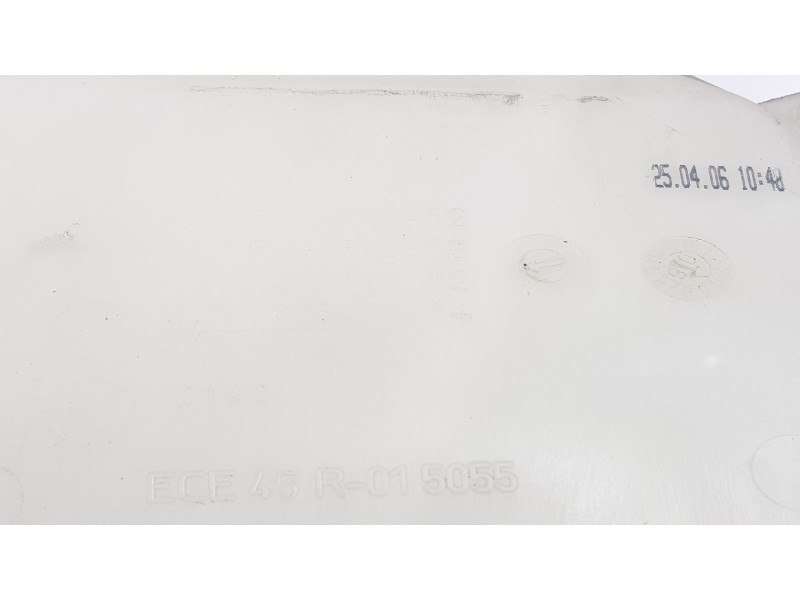 Recambio de deposito limpia para bmw serie 1 berlina (e81/e87) 120d referencia OEM IAM 7068996 6167706899614 