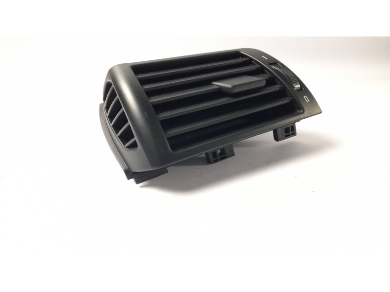 Recambio de rejilla del aire delantera izquierdo para bmw serie 3 touring (e46) 320d referencia OEM IAM 64228361897  