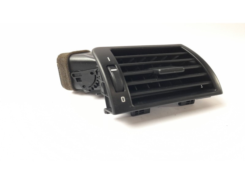 Recambio de rejilla del aire delantera derecha para bmw serie 3 touring (e46) 320d referencia OEM IAM 64228361898  