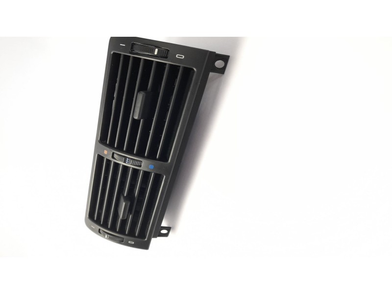 Recambio de rejilla del aire delantera central para bmw serie 3 touring (e46) 320d referencia OEM IAM 8361895  