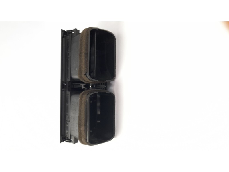 Recambio de rejilla del aire delantera central para bmw serie 3 touring (e46) 320d referencia OEM IAM 8361895  