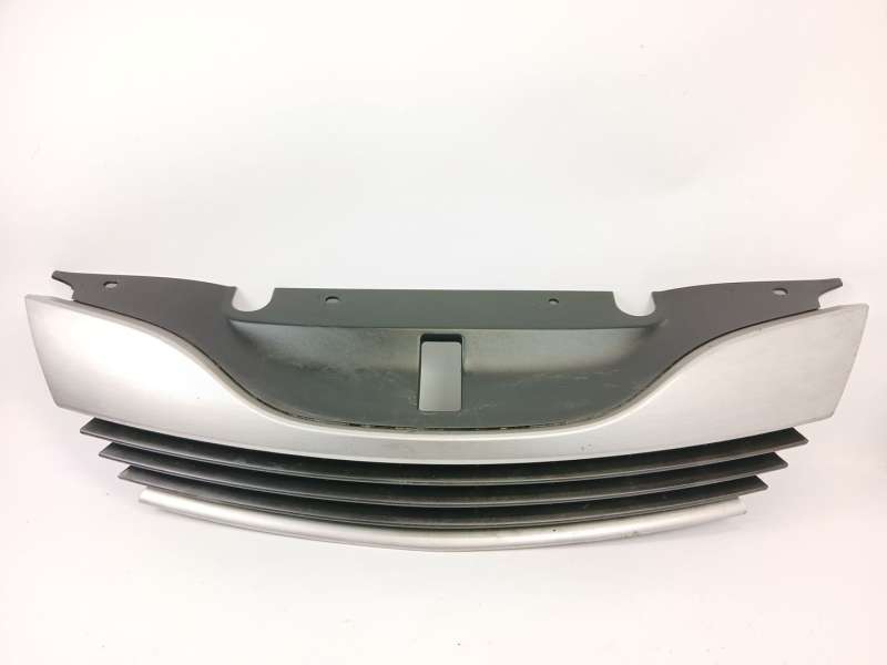 REJILLA DELANTERA 8200012581 