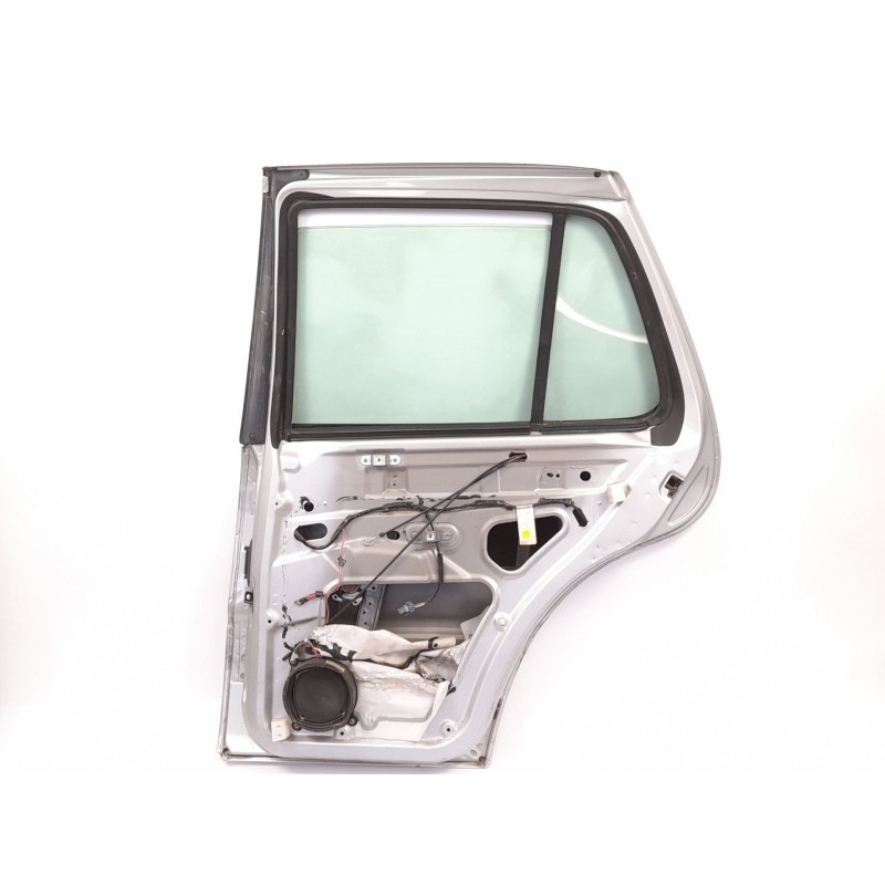 Recambio de puerta trasera derecha para mercedes-benz clase m (w163) 230 ml (163.136) referencia OEM IAM A1637301605  