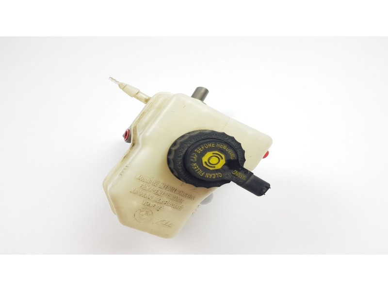Recambio de bomba freno para bmw serie 1 berlina (e81/e87) 120d referencia OEM IAM 03350886531 34326764117 