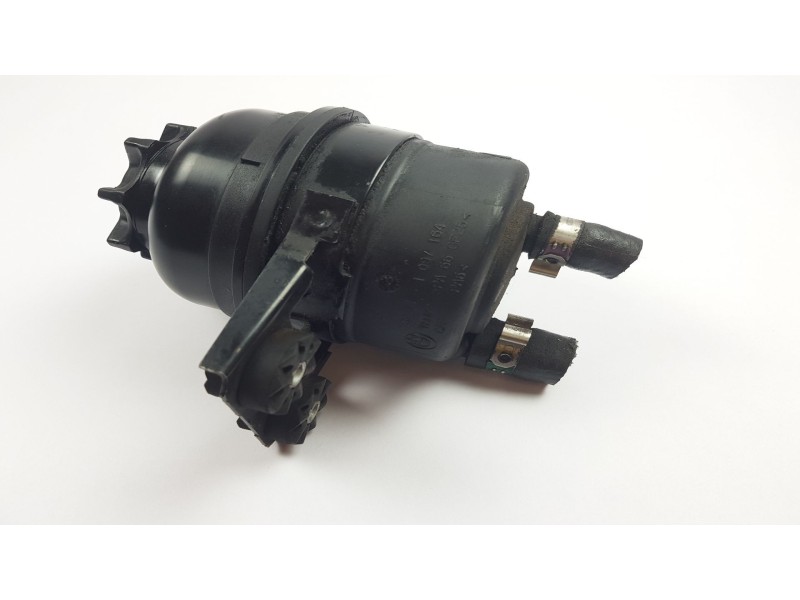Recambio de deposito servo para bmw serie 1 berlina (e81/e87) 120d referencia OEM IAM 1097164  