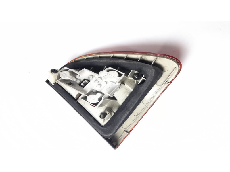 Recambio de piloto trasero izquierdo para bmw serie 3 touring (e46) 320d referencia OEM IAM 8368757  