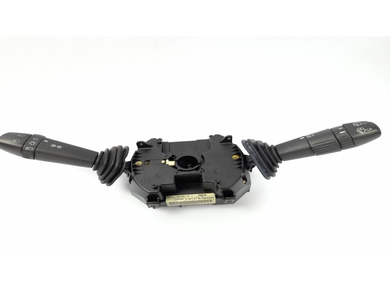 Recambio de mando multifuncion para fiat stilo (192) 1.6 16v dynamic referencia OEM IAM 07352969540  