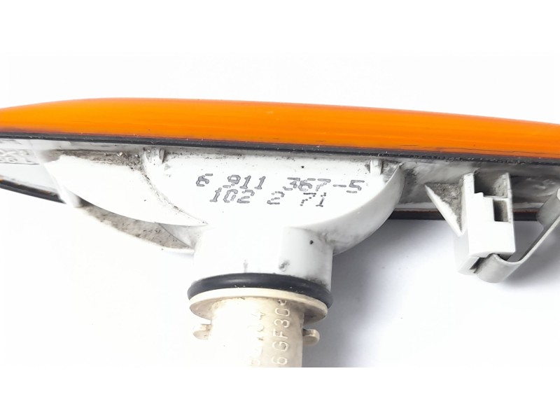 Recambio de piloto lateral izquierdo para bmw serie 3 touring (e46) 320d referencia OEM IAM 6911367  