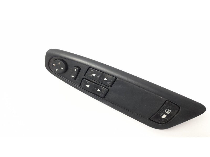 Recambio de mando elevalunas delantero izquierdo para fiat stilo (192) 1.6 16v dynamic referencia OEM IAM B569  