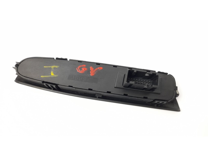 Recambio de mando elevalunas delantero izquierdo para fiat stilo (192) 1.6 16v dynamic referencia OEM IAM B569  