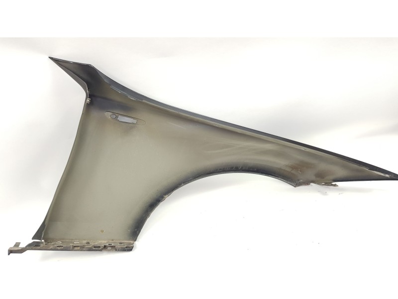 Recambio de aleta delantera izquierda para bmw serie 1 berlina (e81/e87) 120d referencia OEM IAM 41357133227  