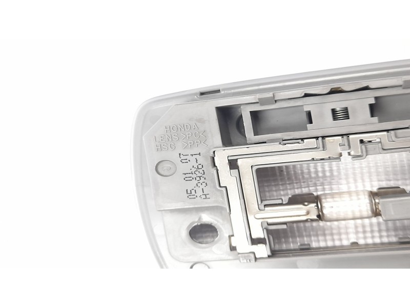 Recambio de luz interior para honda cr-v (rd8) 2.2 ctdi referencia OEM IAM A39261 34251S5A003 