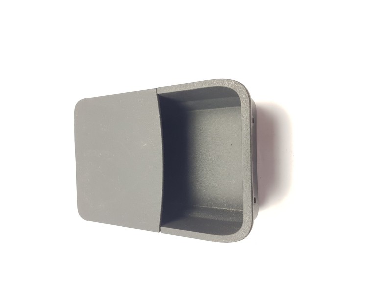 Recambio de moldura para peugeot 3008 1.6 hdi fap referencia OEM IAM 10150700800  